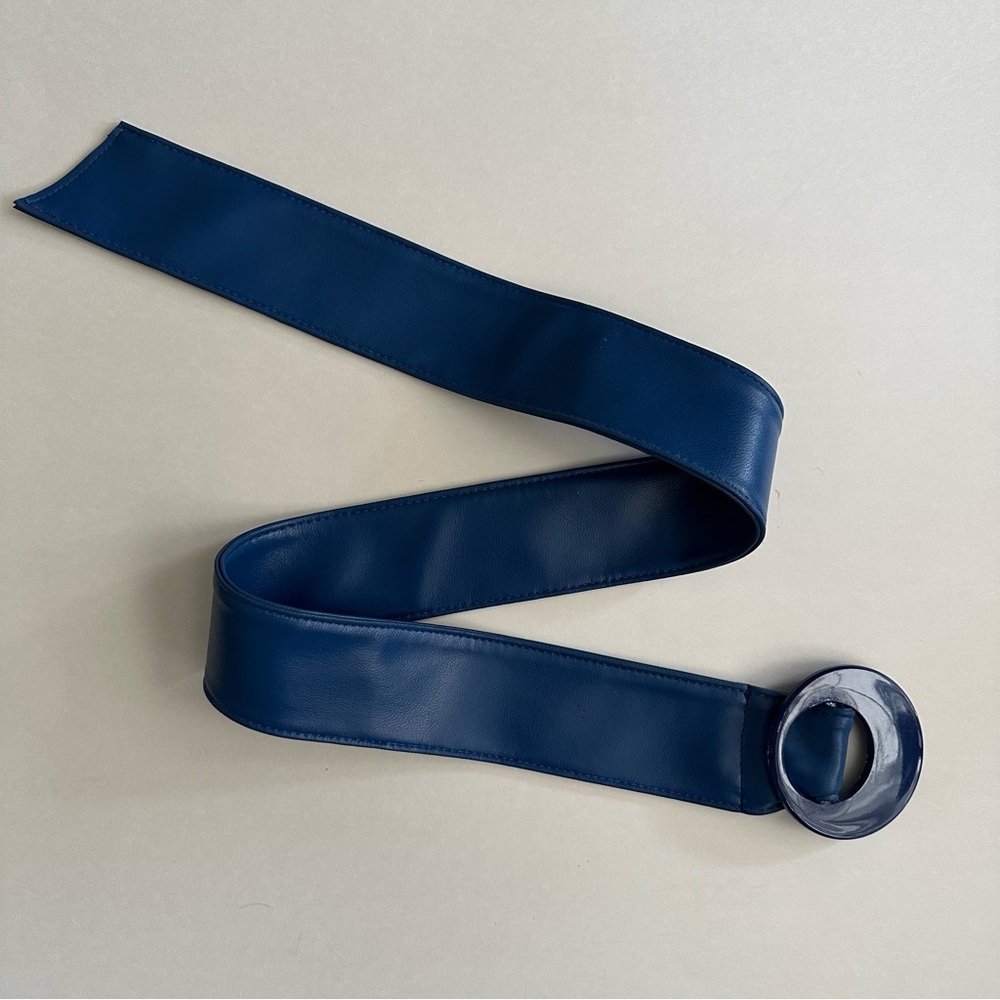 Vintage 80s Statement Belt